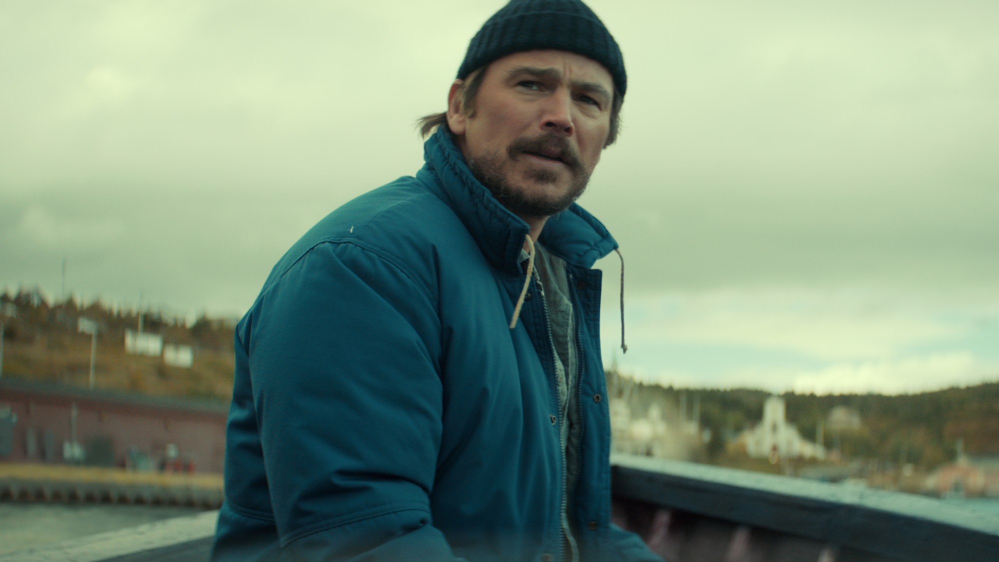 Netflix’s ‘Below’ Sends Josh Hartnett Into Icy Newfoundland Waters